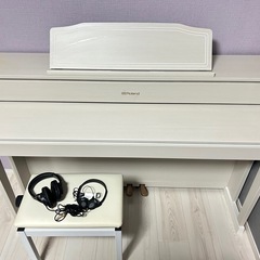 ローランド電子ピアノ(
値下げ交渉可)の画像