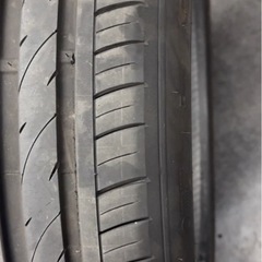 235/35R19