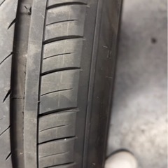 235/35R19の画像