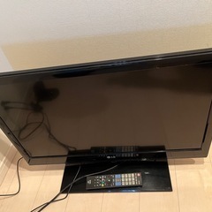 （ジャンク）32型テレビ＋シーリングライト