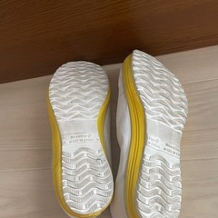 ムーンスターMOONSTAR　体育館シューズ 黄色 の画像