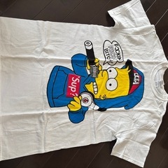 Tシャツ、シュプリームみたいな偽物？