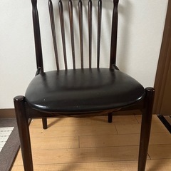 木製椅子