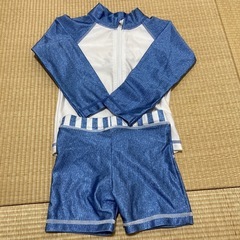 水着　上下セット 90センチ