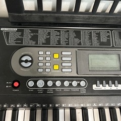 電子ピアノの画像