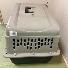 ペットキャリー　クレート　中型犬用の画像