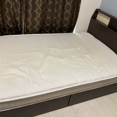 セミダブルベッド（ニトリ・収納付き）の画像