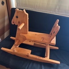 木製ローキングホース　木馬　おもちゃ