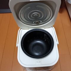 炊飯器　ニトリの画像