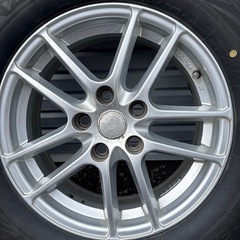 ブリヂストン ブリザック VRX2 215/65R16 p7スタッドレスの画像