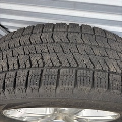 ブリヂストン ブリザック VRX2 215/65R16 p7スタッドレスの画像