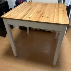 IKEA 木製ダイニングテーブル