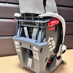 エールべべ ジュニアシートの画像