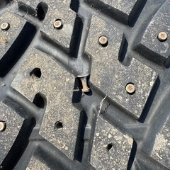 スパイクタイヤ　4本セット　285 75 16の画像