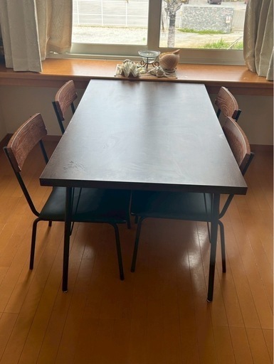 【商談中】ダイニングテーブル　椅子4脚セット