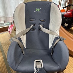 チャイルドシート中古