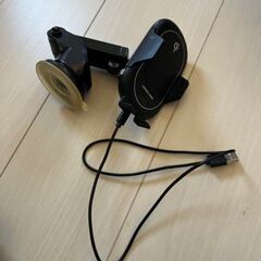 充電器(カシムラ KW-7 ワイヤレス充電器 自動開閉スマホホルダー)の画像