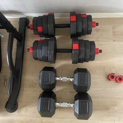 ダンベル　懸垂バー　筋トレ器具