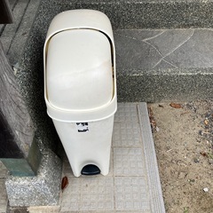 ゴミ箱