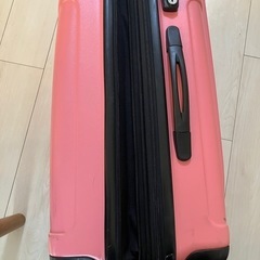 スーツケース 容量最大78L ピンクの画像