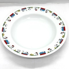 【新品・未使用】キャラクターの食器4点セットの画像