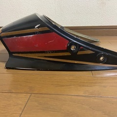 RZテールカウルの画像