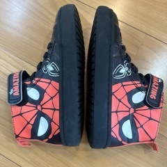MARVEL ＊ ハイカットスニーカー 18.5cmの画像