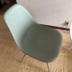 ダイニングテーブル　椅子2脚の画像