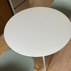 ダイニングテーブル　椅子2脚の画像