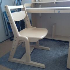 学習机と椅子のセット【引き取り限定】の画像