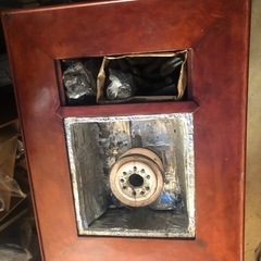 特注炭鉢
テーブルの画像