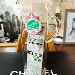 ※新品未使用、箱付。ハリオ)式水だし茶ポット。１ℓのたっぷりサイズ、いかがでしょうか？の画像