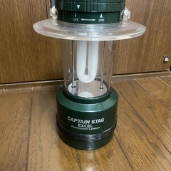 停止中)キャンプ　アウトドア　テーブルとランタンセットの画像