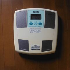 タニタ　ヘルスメーター　体重計