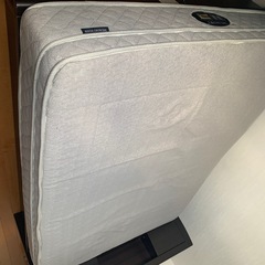 ベッドマットレスの画像