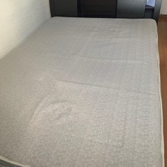 ベッドマットレスの画像