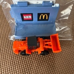 ハッピーセット　トミカ