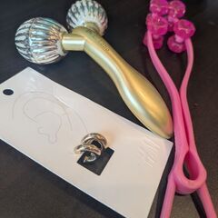 小顔ローラー2本　ピアス