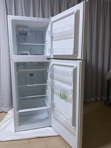 HERB Relaxノンフロン冷凍冷蔵庫 YRZ-F23E1 2ドアの225L
2018年製