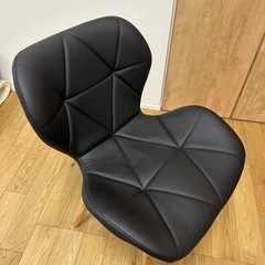 ダイニングテーブルの画像