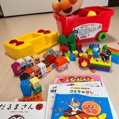 アンパンマン　セット　はじめてのブロックワゴン　絵本　ぬいぐるみ  