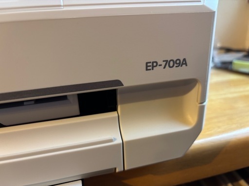 EPSONプリンター　EP-709A