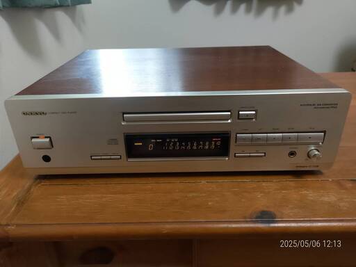 【値下げ！】ONKYO/オンキョー製　CDプレーヤー インテグラ C-729