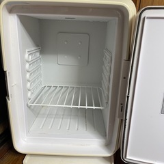 小型冷温庫の画像