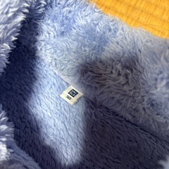 ユニクロUNIQLO キッズアウター 140　の画像