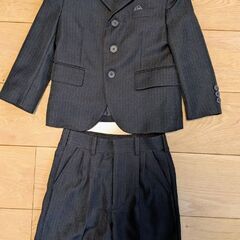大人っぽい紳士服、100サイズ