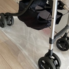 コンビA型ベビーカー ディアグラッセオート4キャス エッグショック　FE-500の画像