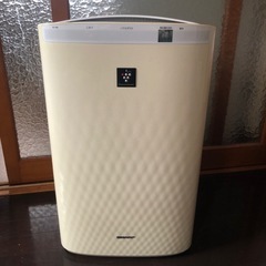 空気清浄機
