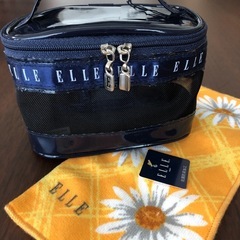 【ELLE】未使用 エル バニティポーチ とハンドタオルのセット