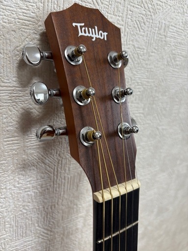 Baby Taylor MAHOGANY BT2